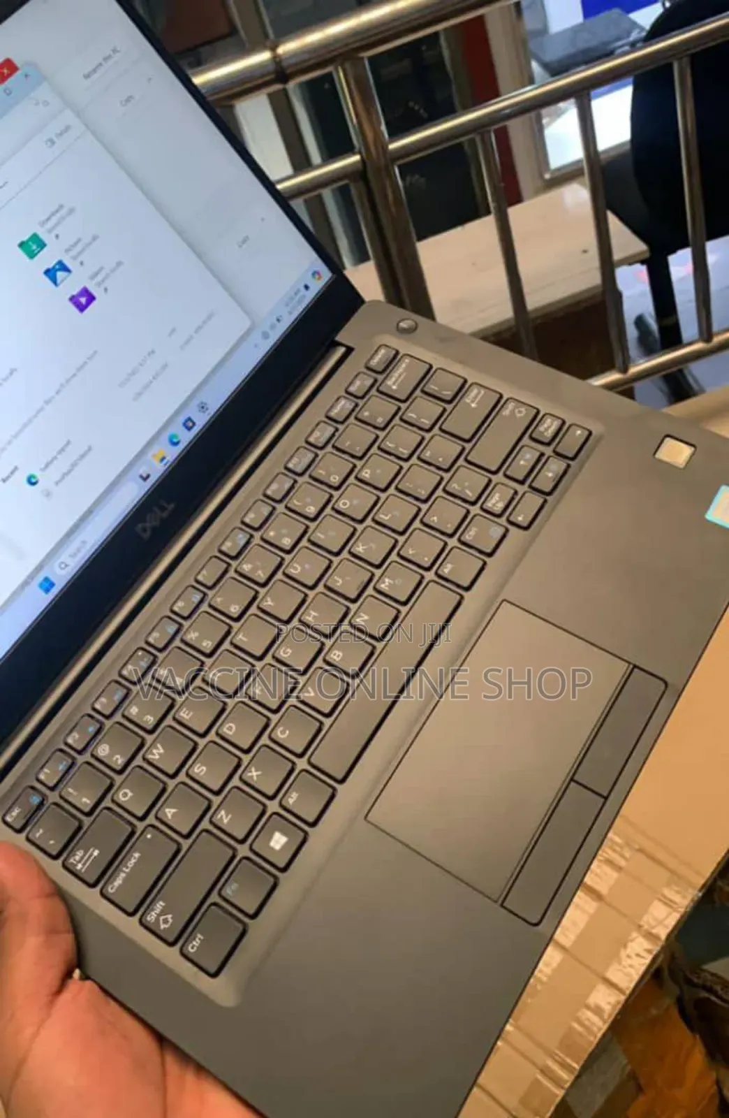 Laptop Dell Latitude 7390 8GB Intel Core I5 HDD 256GB