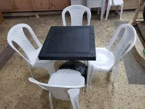 Bar/Restaurant Plastic Table and Chairs Set