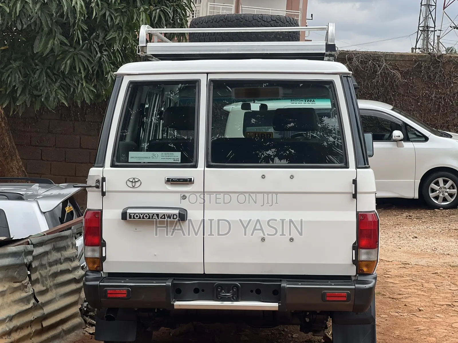 Toyota Land Cruiser 2017 White