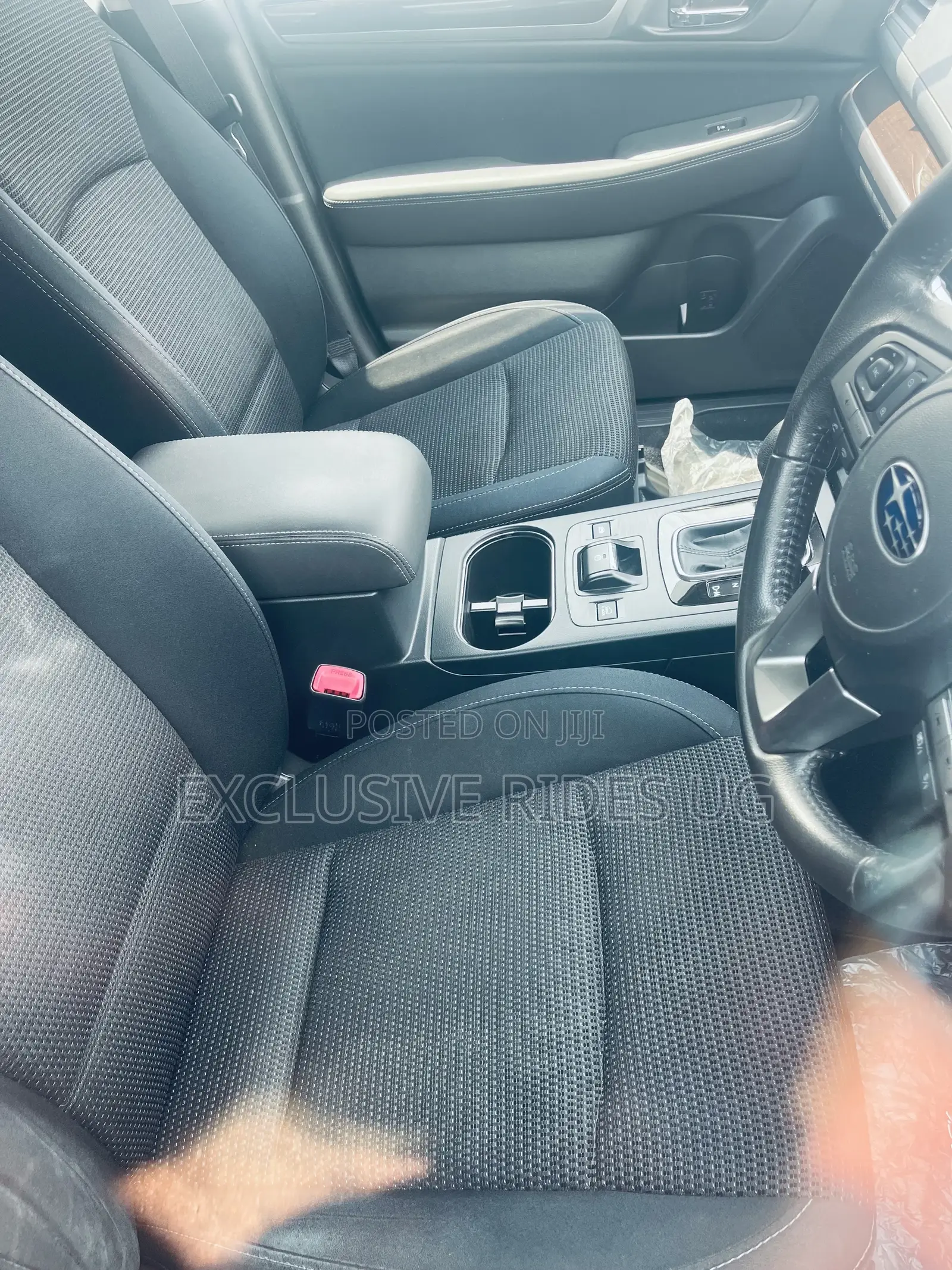Subaru Outback 2.5i Premium AWD 2016 Gold