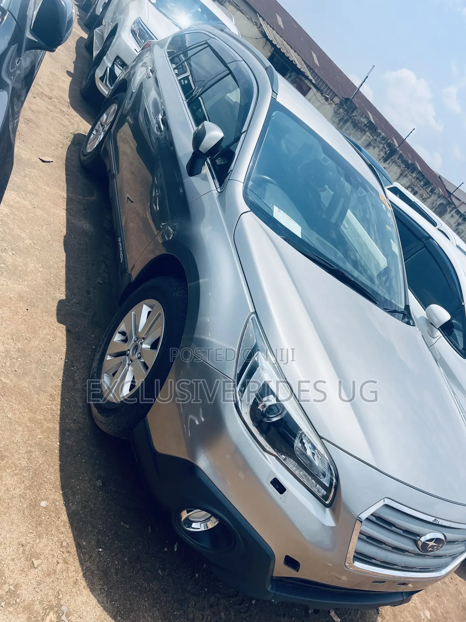 Subaru Outback 2.5i Premium AWD 2016 Gold
