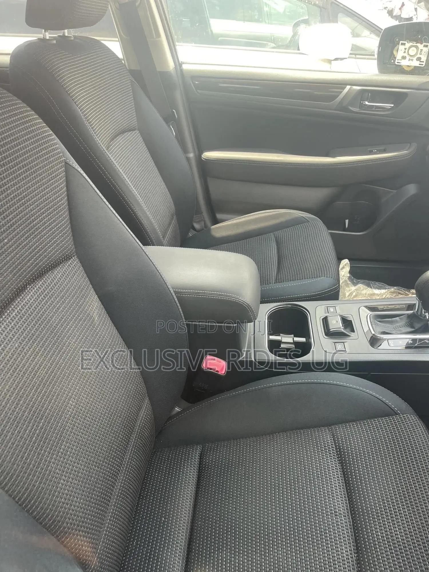 Subaru Outback 2.5i Premium AWD 2016 Gold