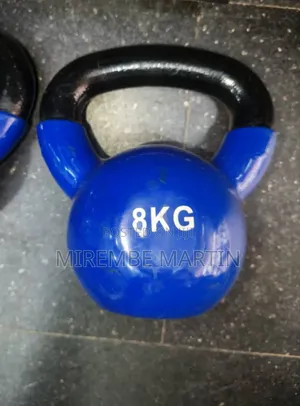 Photo - Brand 8 Kg Kettlebell