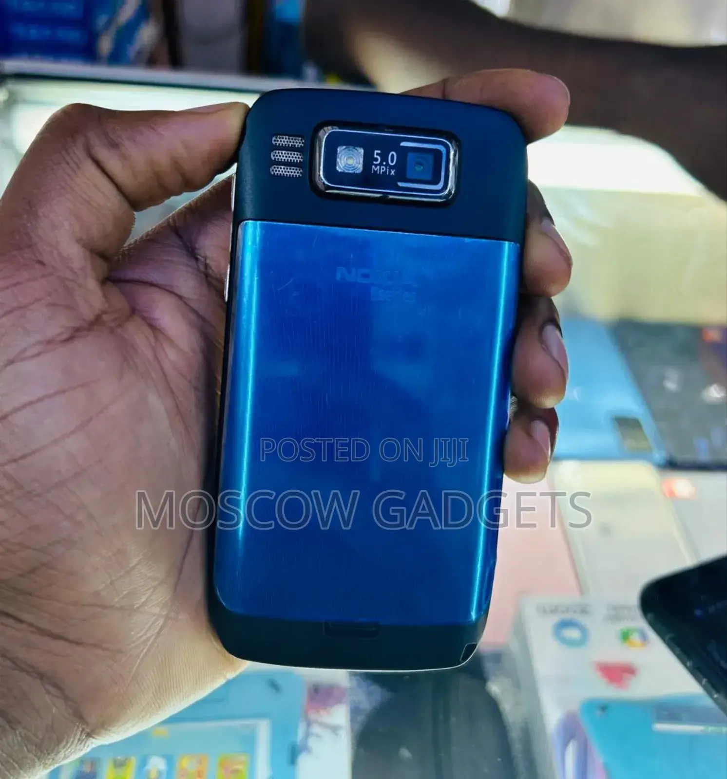 Nokia E72 Blue