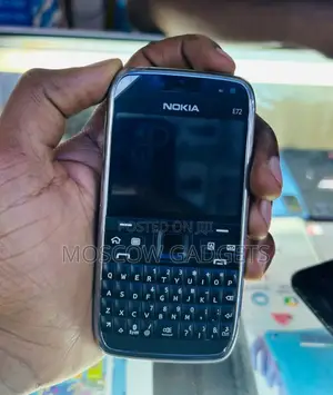 Nokia E72 Blue