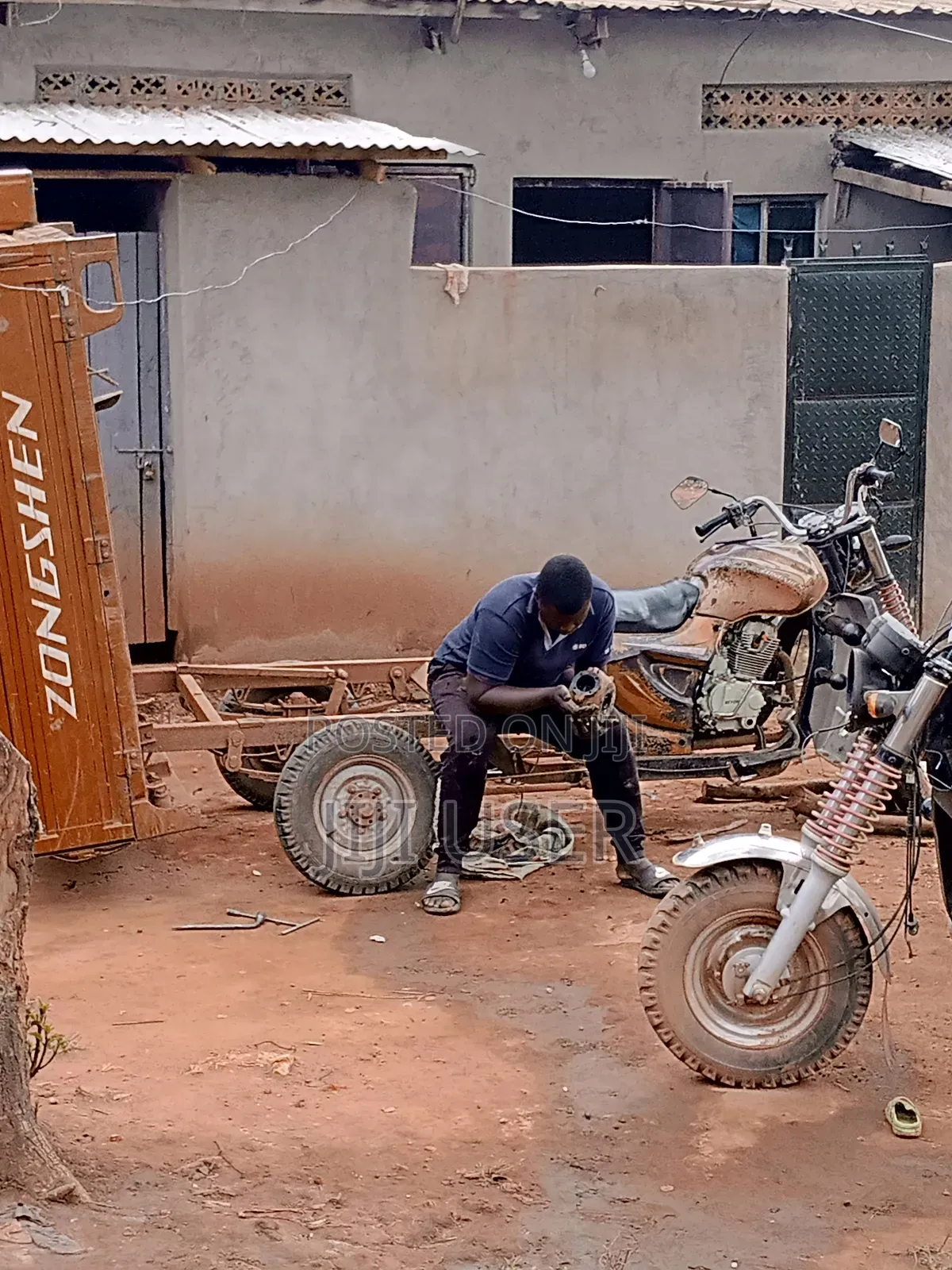 Tuk Tuk/Tricycle Mechanic
