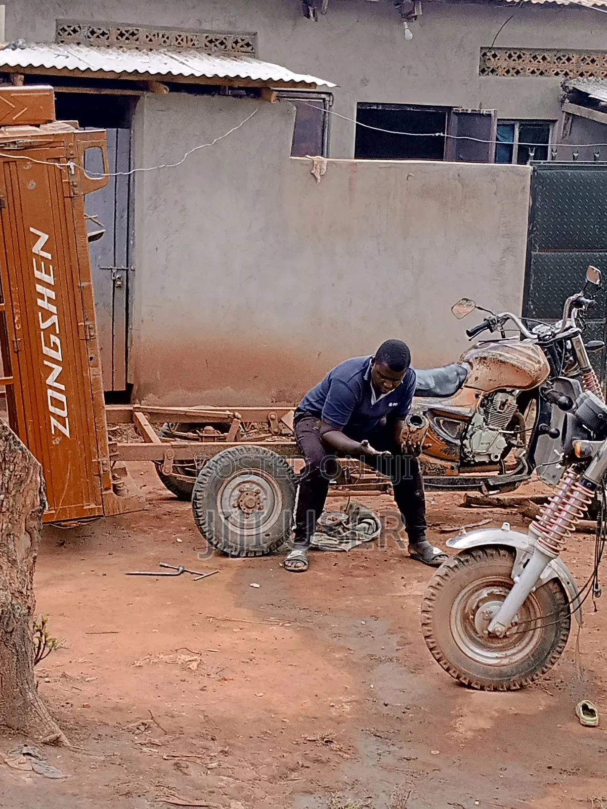Tuk Tuk/Tricycle Mechanic