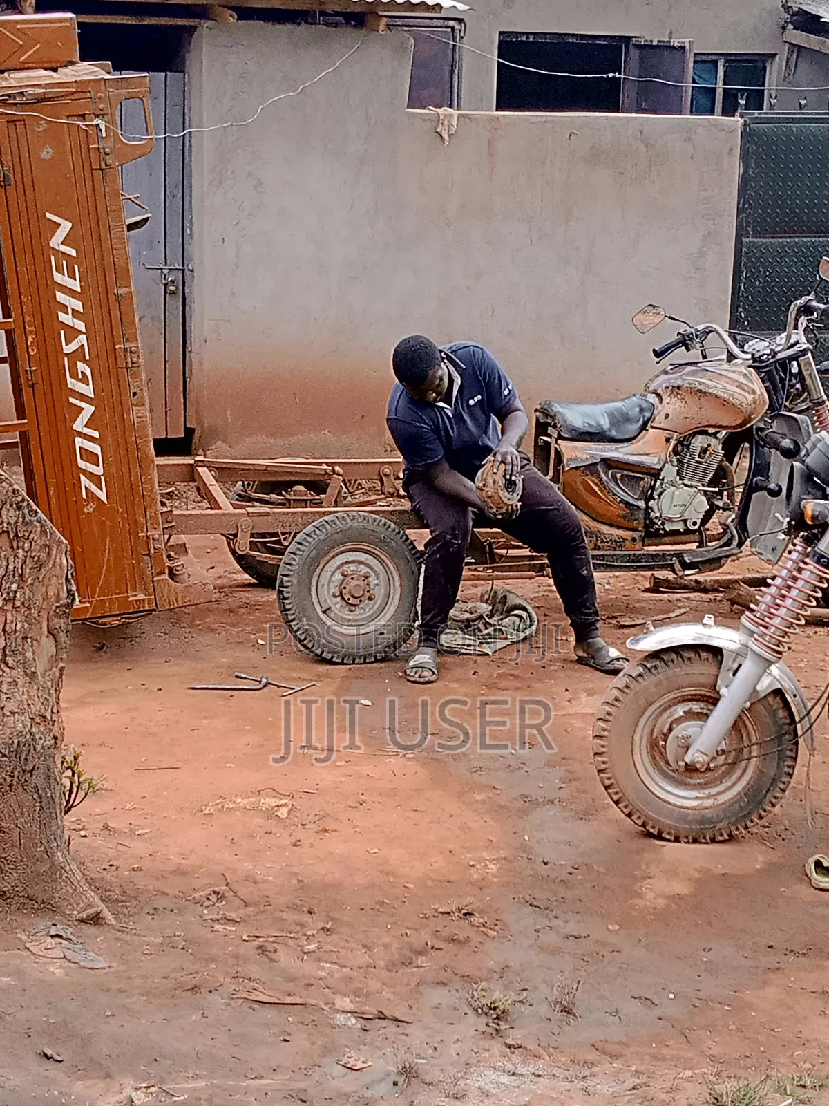 Tuk Tuk/Tricycle Mechanic