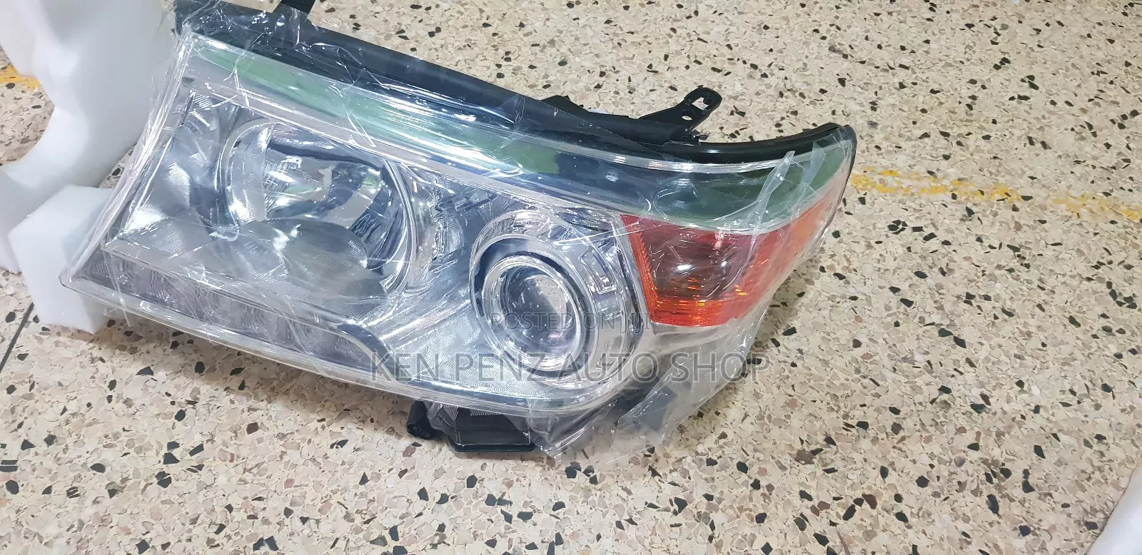 Headlamps for Landcruiser Fj200