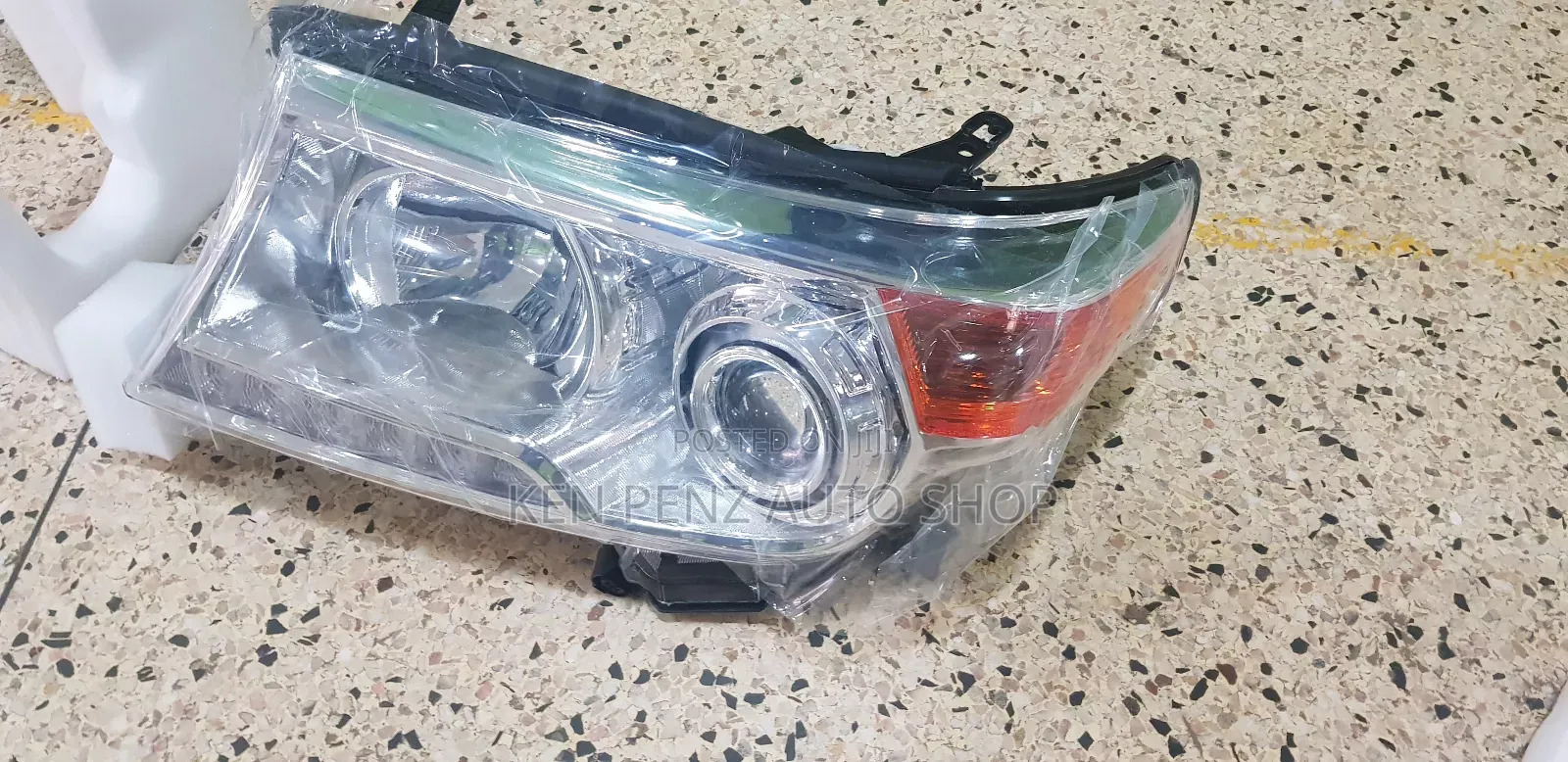 Headlamps for Landcruiser Fj200