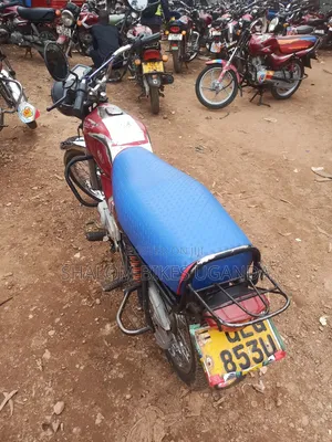 Bajaj Boxer 100 2016 Red