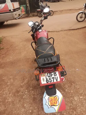 TVS HLX 125 2020 Red
