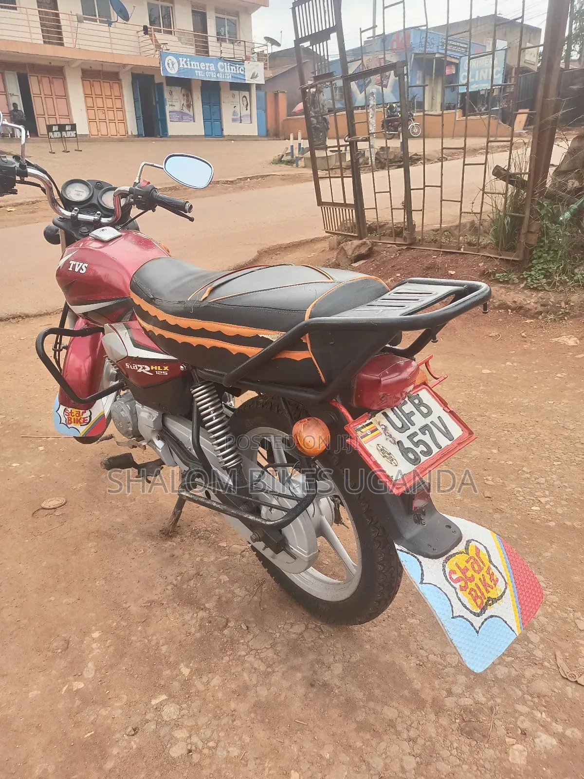 TVS HLX 125 2020 Red