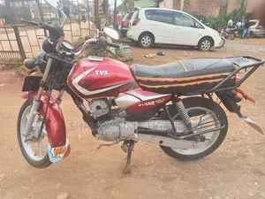 TVS HLX 125 2021 Red