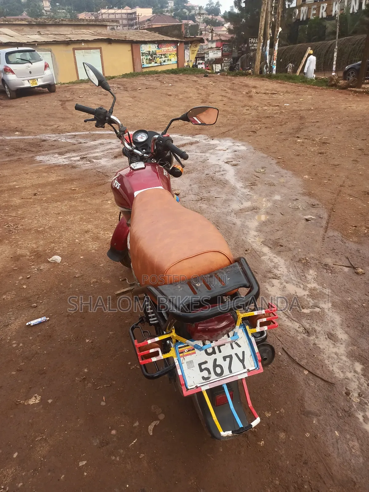 TVS HLX 125 2022 Red