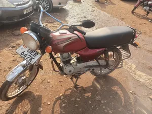 Bajaj Boxer 2019 Red