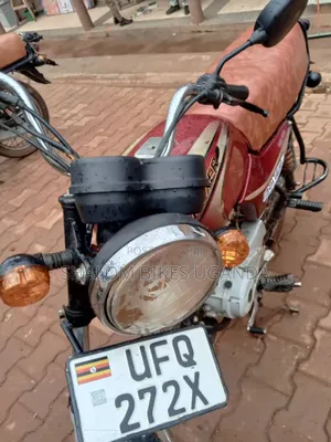 Bajaj Boxer 2023 Red