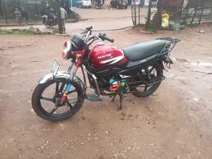 Hero Hunter 125 2022 Red