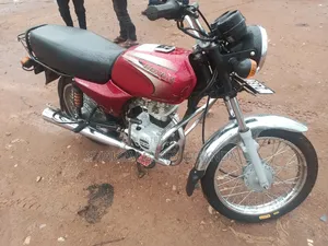 Bajaj Boxer 2023 Red