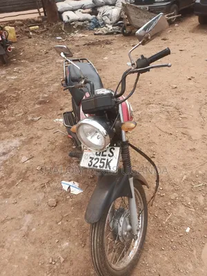 Yamaha Crux 2018 Red