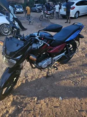 Bajaj Pulsar 220 F 2017 Black