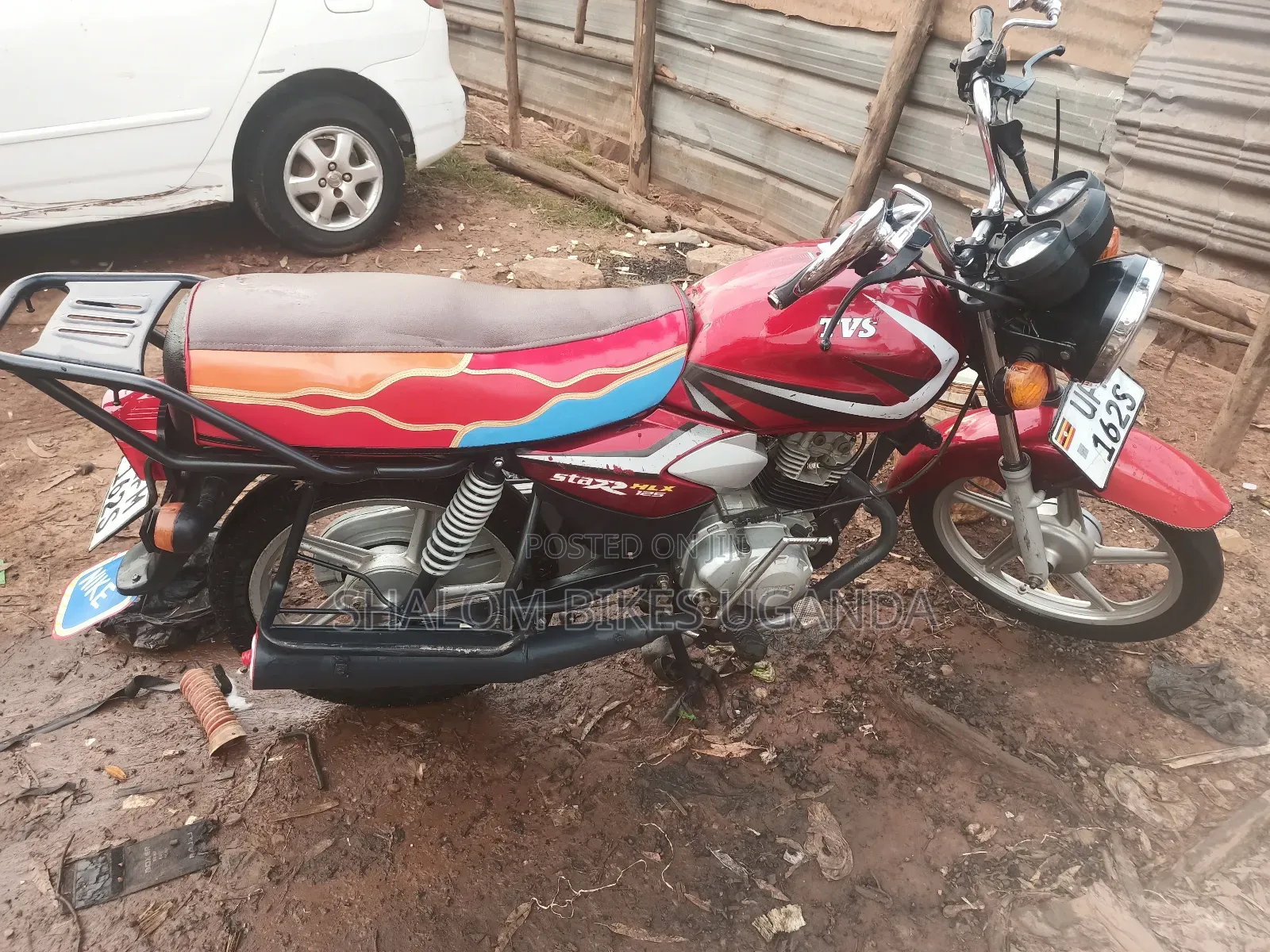 TVS HLX 125 2021 Red