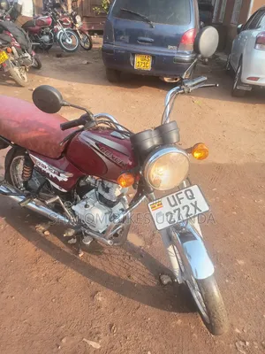 Bajaj Boxer 2023 Red