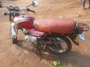 Bajaj Boxer 2023 Red