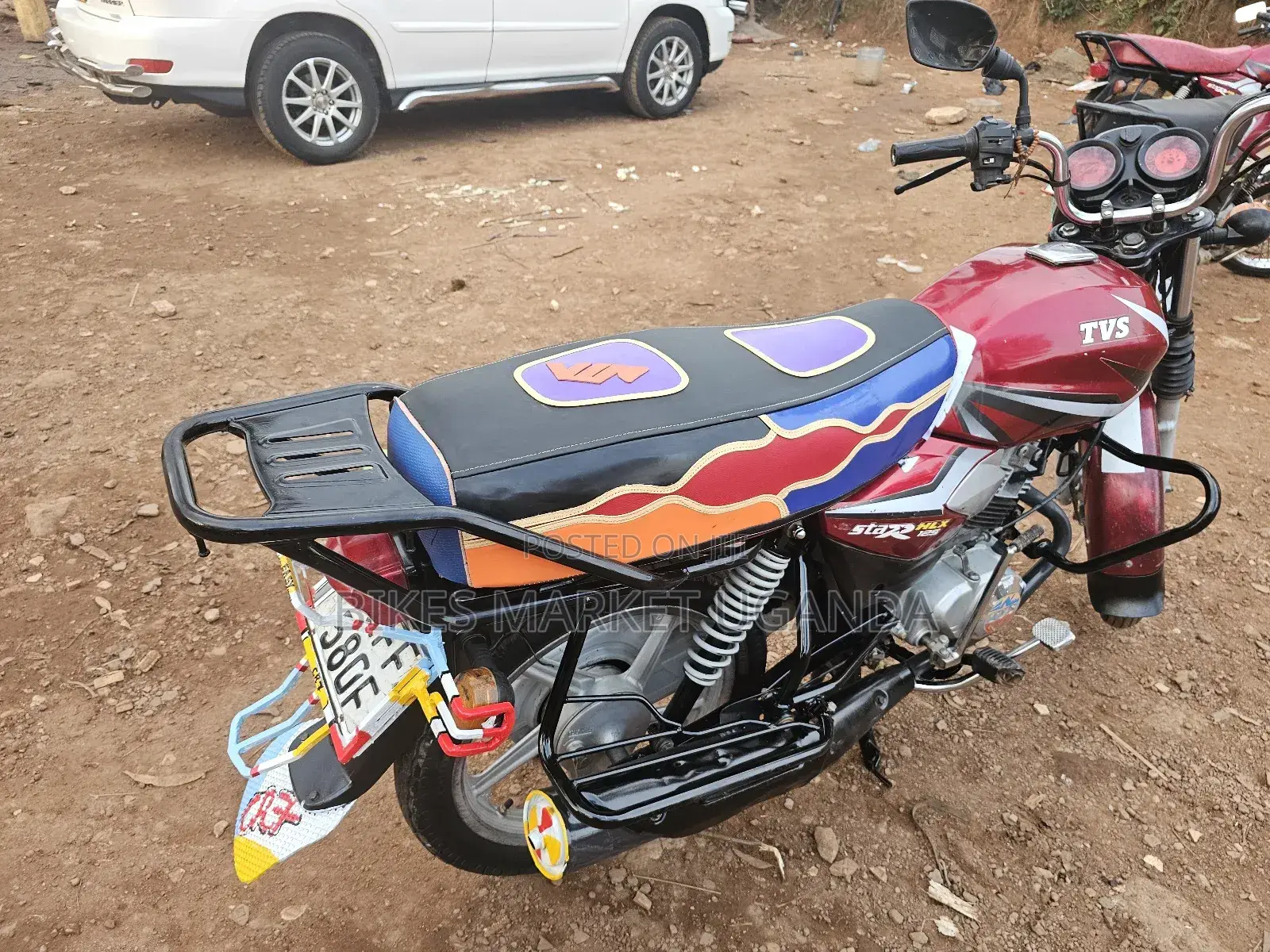 TVS HLX 125 2022 Red