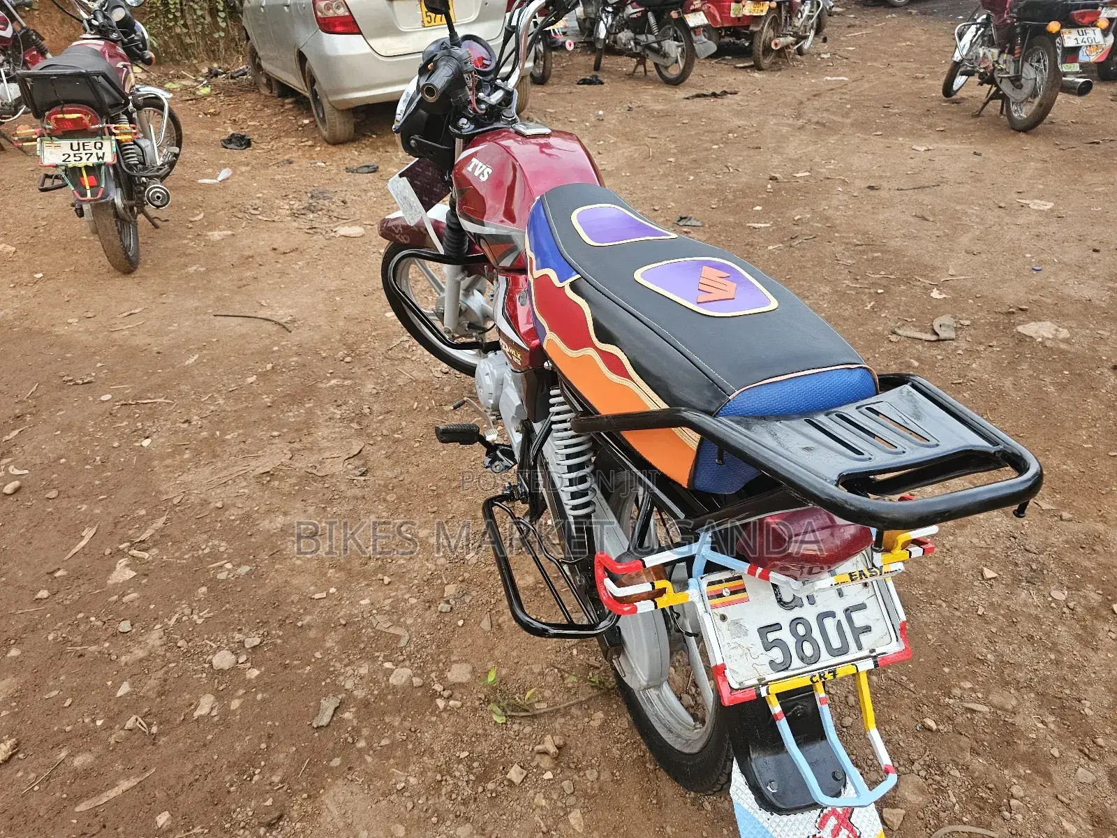 TVS HLX 125 2022 Red