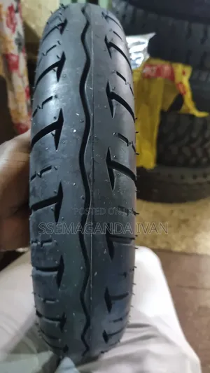 350r10 Tyre Made in Pakistan
