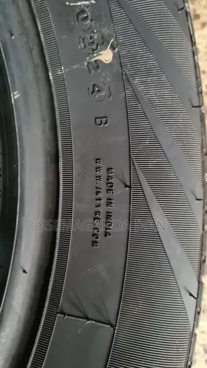 350r10 Tyre Made in Pakistan