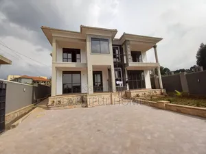 Furnished 6bdrm Mansion in Kira Wealthy Estate, Central Division