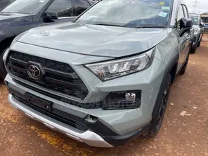 Toyota RAV4 Limited AWD (2.5L 4cyl 6A) 2016 Gray