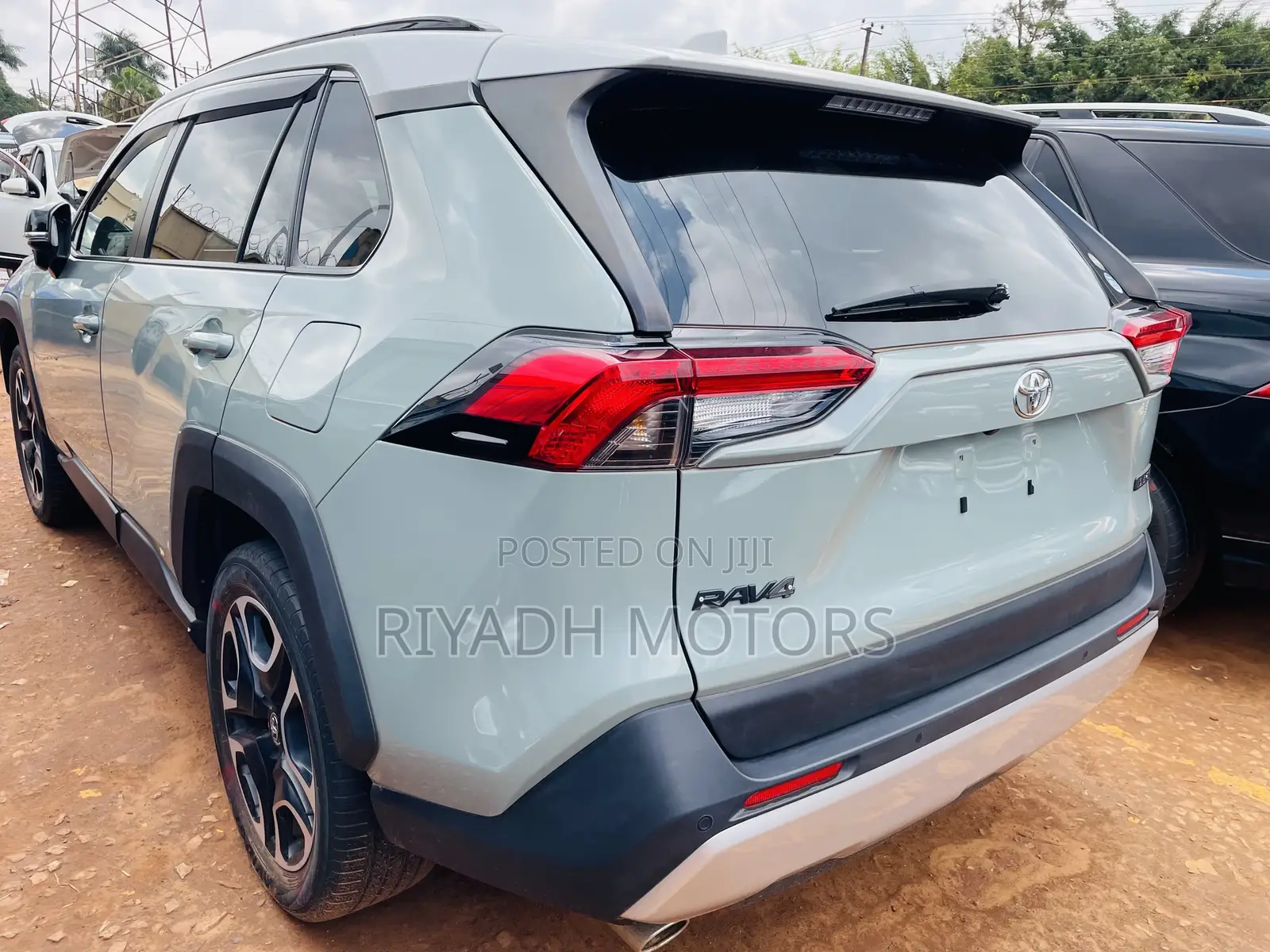 Toyota RAV4 Limited AWD (2.5L 4cyl 6A) 2016 Gray