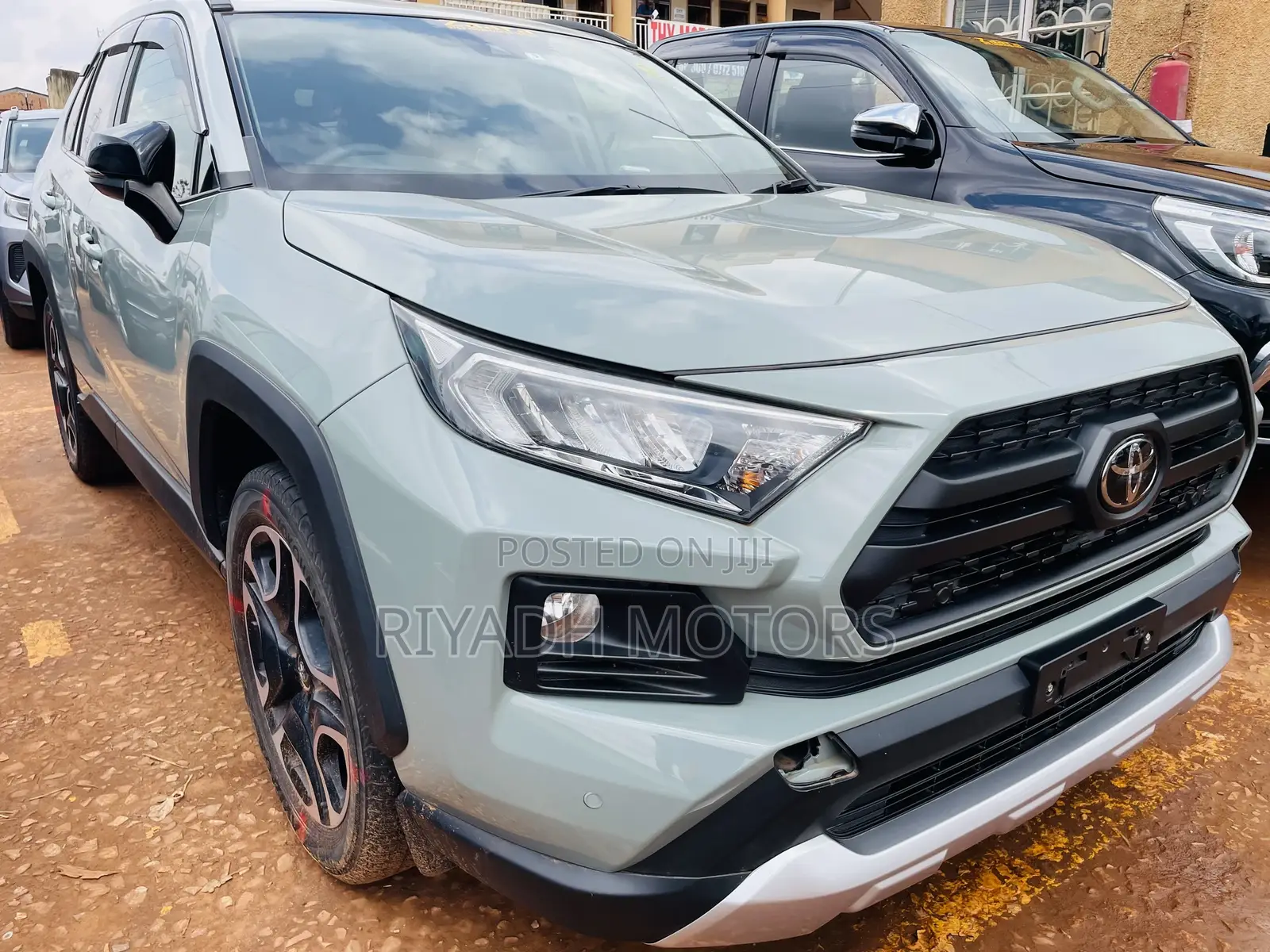 Toyota RAV4 Limited AWD (2.5L 4cyl 6A) 2016 Gray