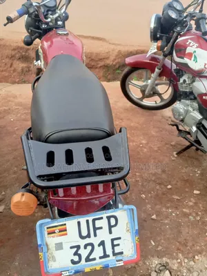 Bajaj Boxer 2023 Red