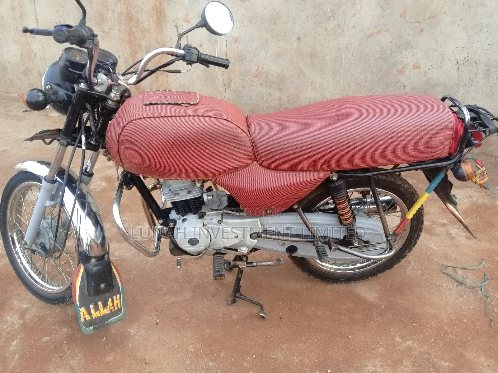 Bajaj Boxer 2023 Red