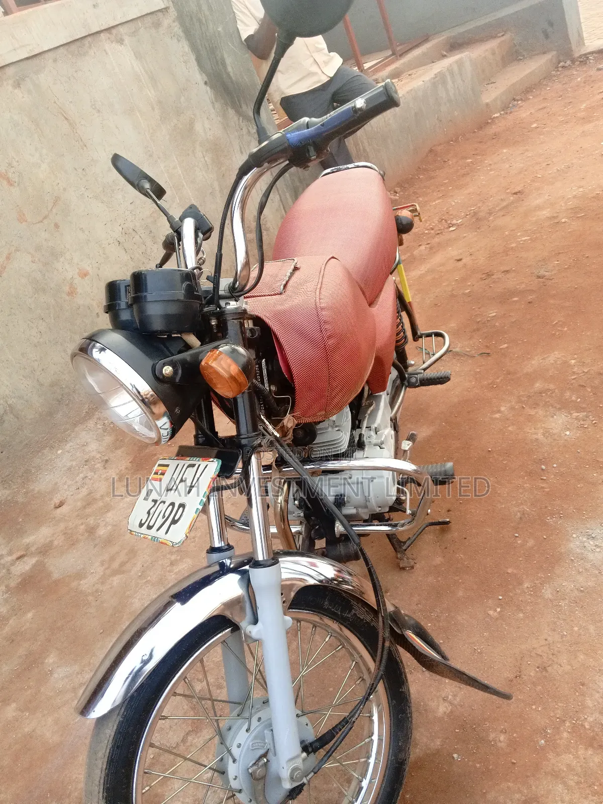 Bajaj Boxer 2023 Red