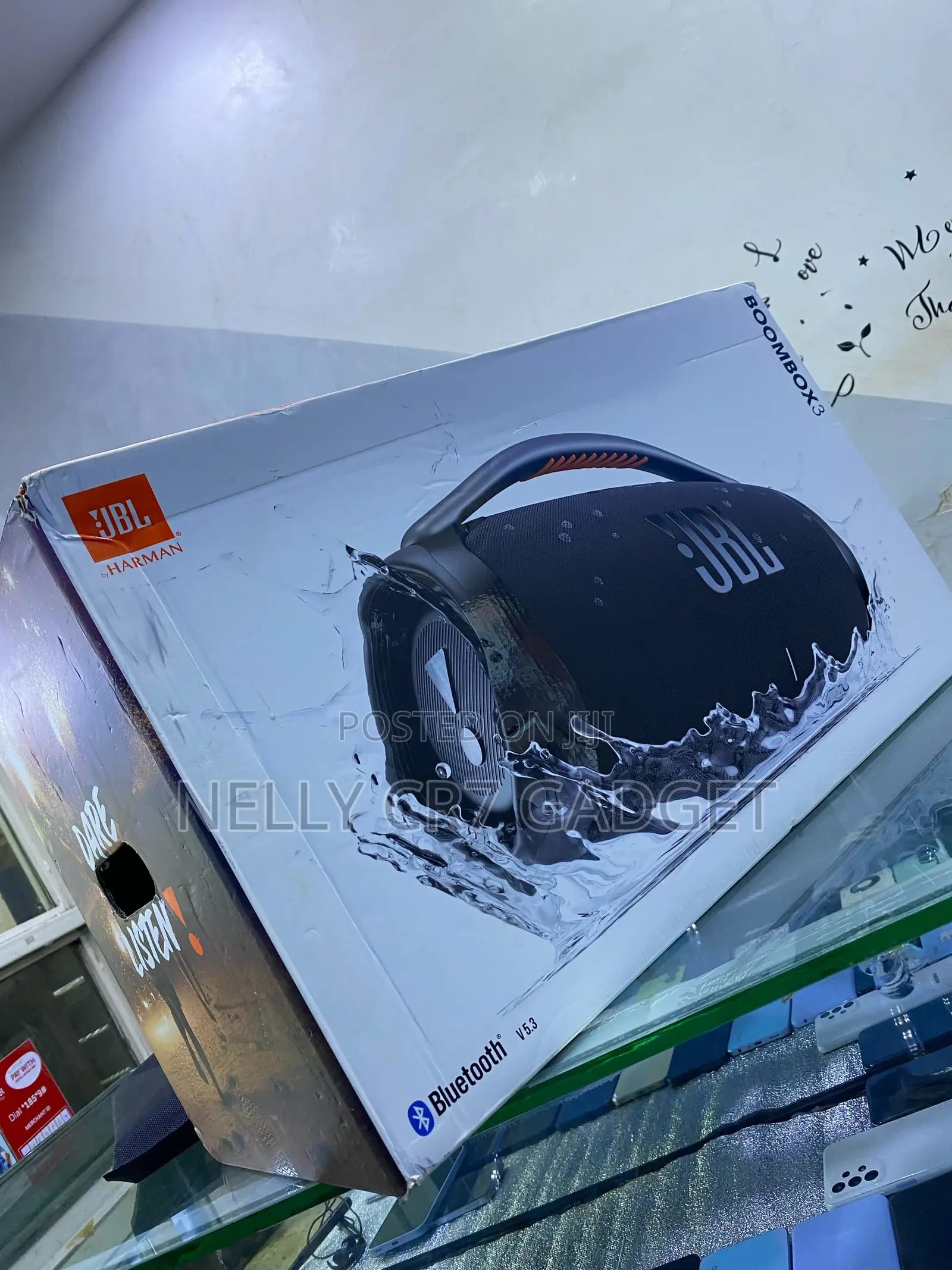JBL Boombox 3