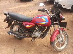 Bajaj CT 110X 2023 Red