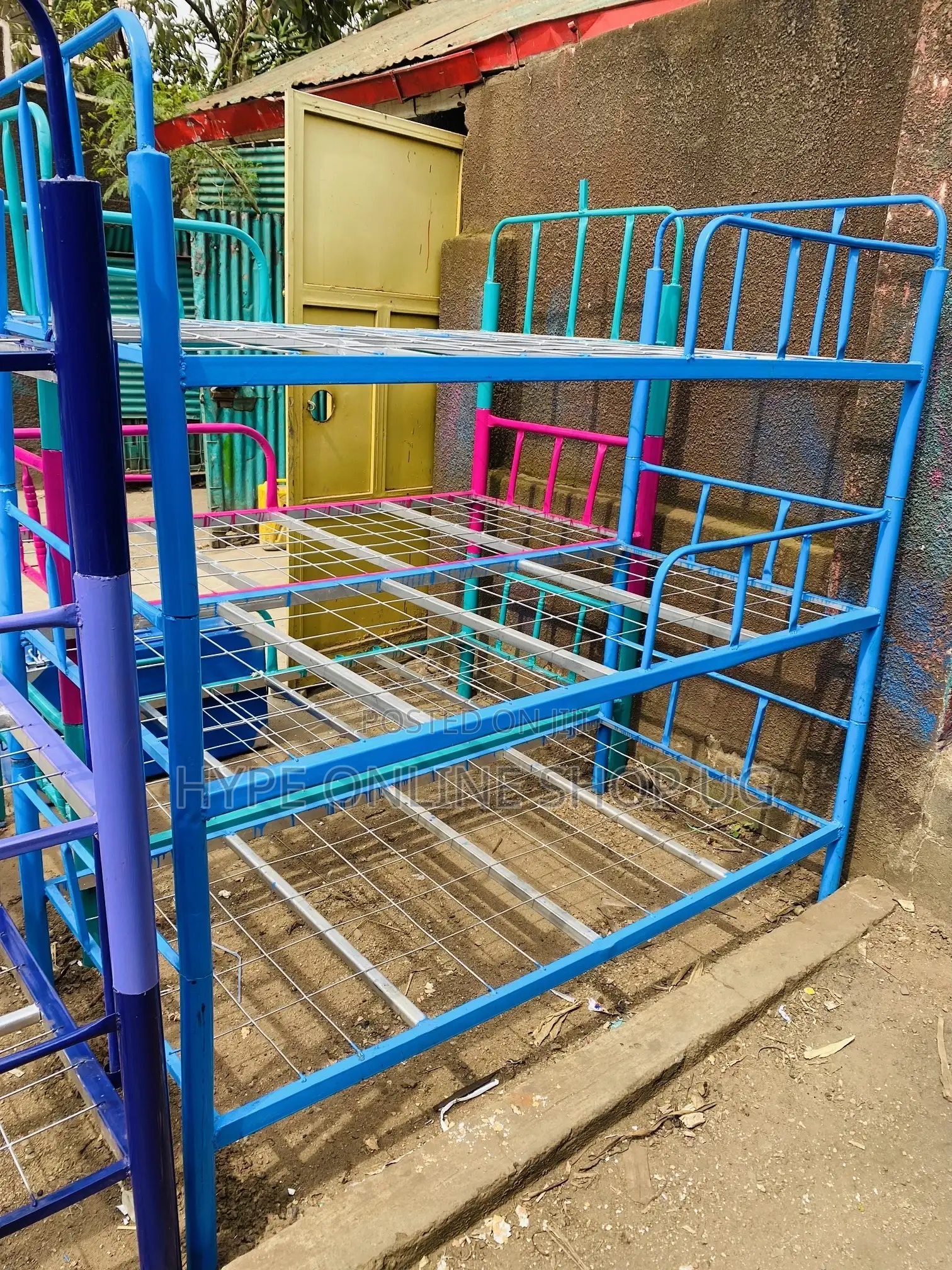 Blues Standard Decker Beds