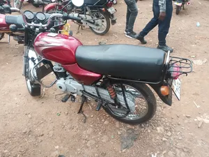 Bajaj Boxer 2023 Red