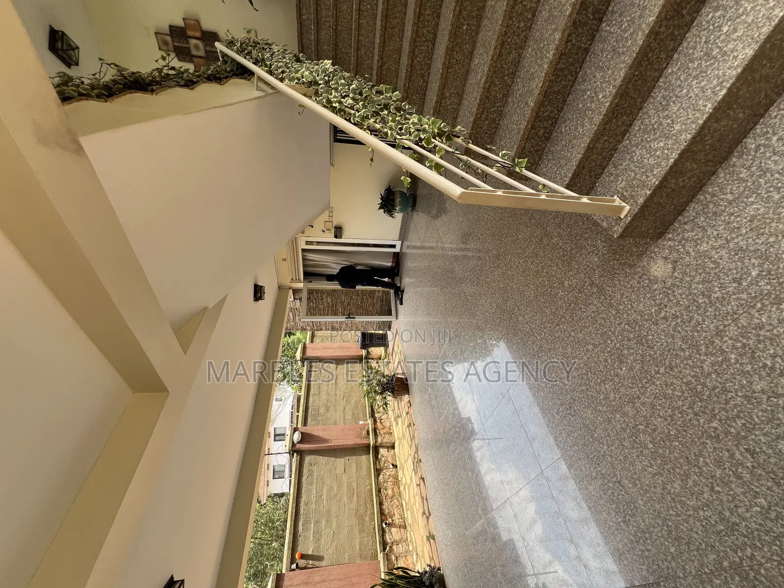 Furnished 3bdrm Apartment in Nakasero, Central Division for rent