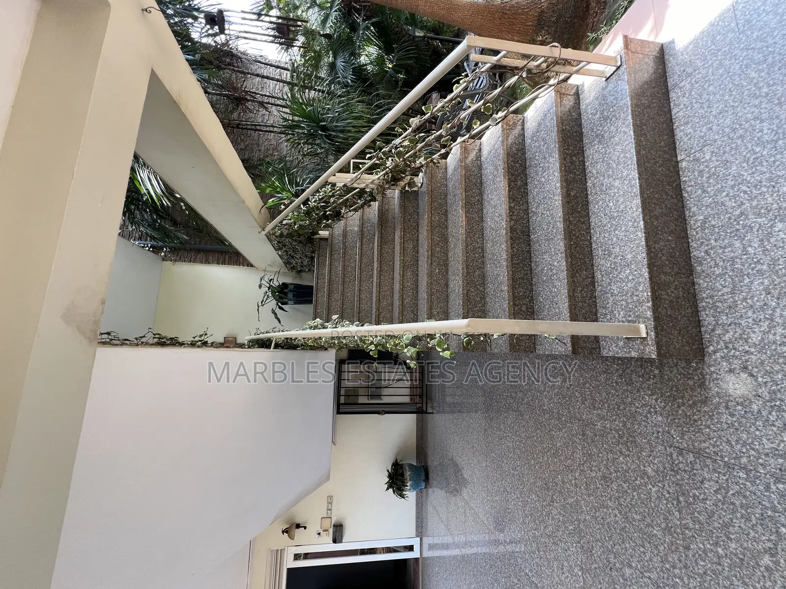 Furnished 3bdrm Apartment in Nakasero, Central Division for rent