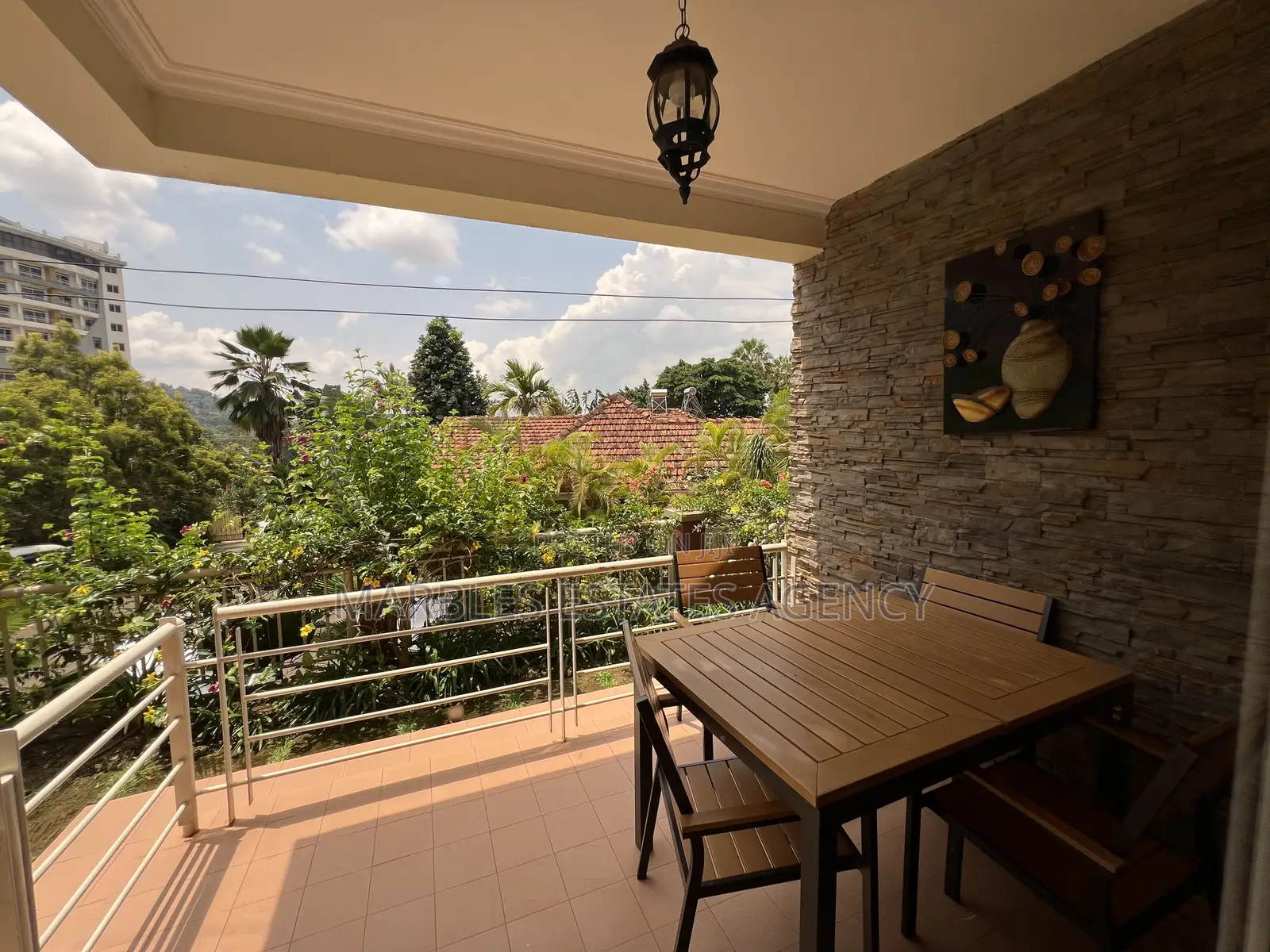Furnished 3bdrm Apartment in Nakasero, Central Division for rent