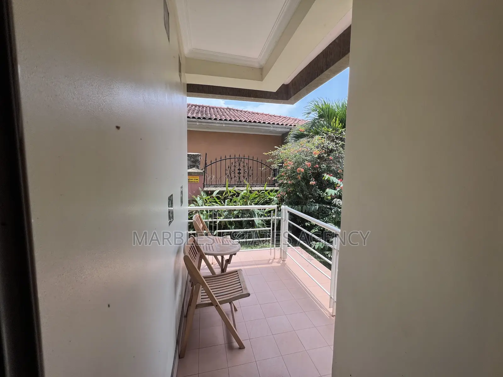 Furnished 3bdrm Apartment in Nakasero, Central Division for rent