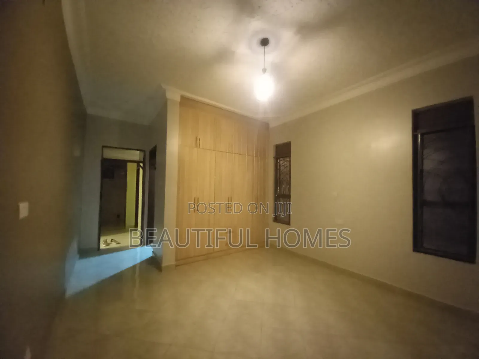 Furnished 4bdrm House in Kira for sale