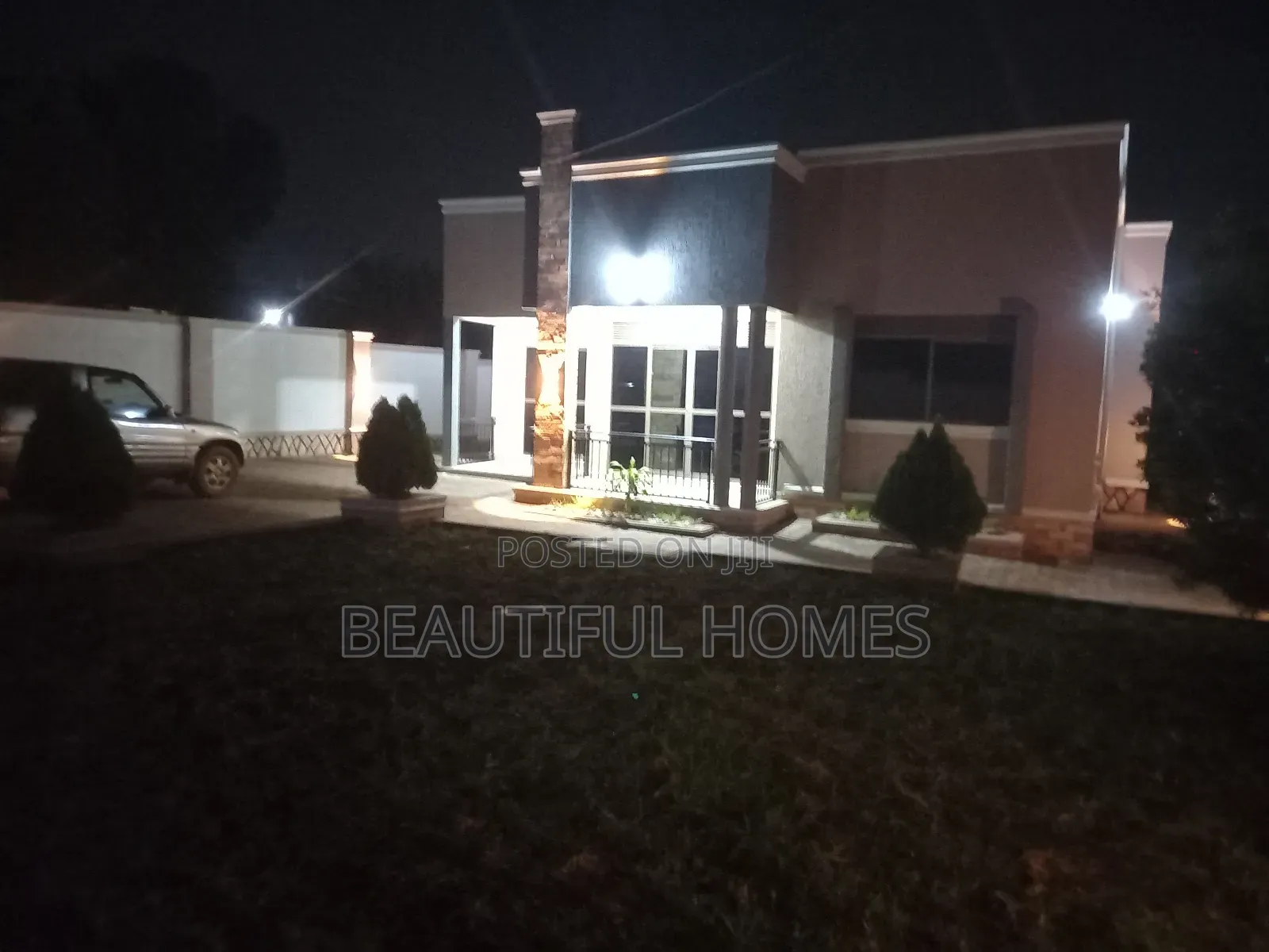 Furnished 4bdrm Bungalow in Kira for sale