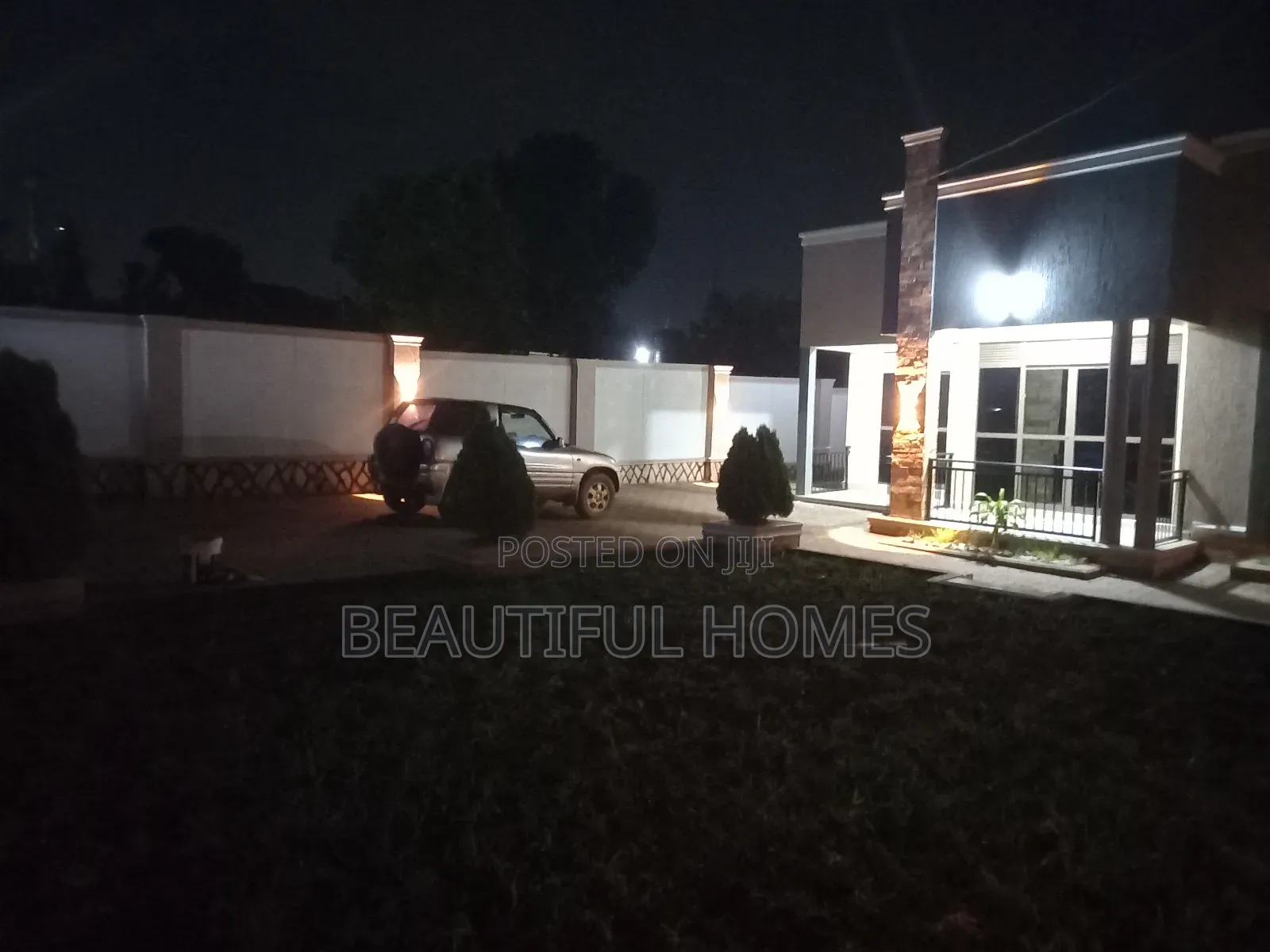 Furnished 4bdrm Bungalow in Kira for sale